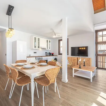 Apartment Dona Elvira. Terrazas
