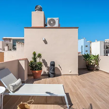 Dona Elvira. Terrazas Apartment *